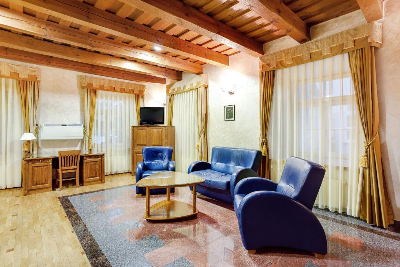 Atrium Suites Βίλνιους Εξωτερικό φωτογραφία