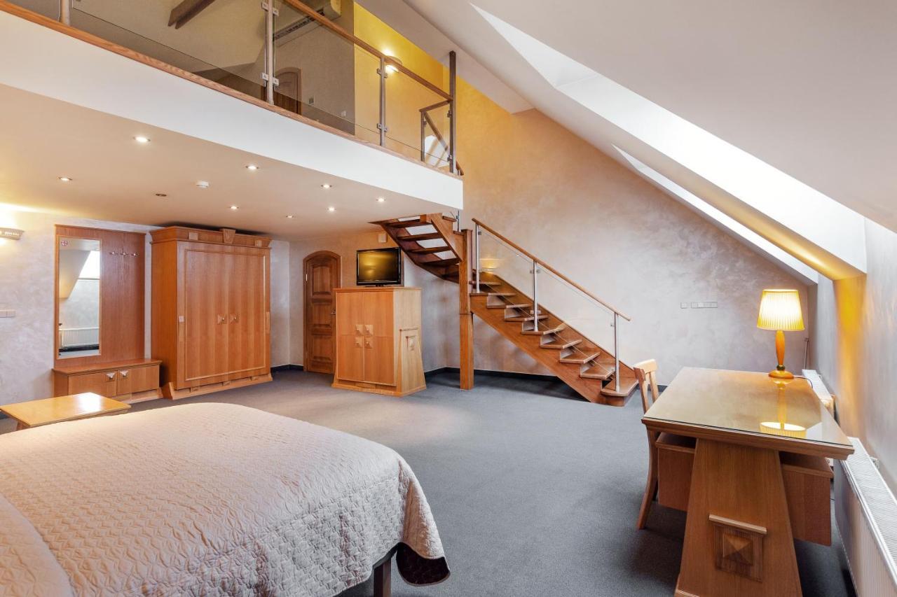 Atrium Suites Βίλνιους Εξωτερικό φωτογραφία